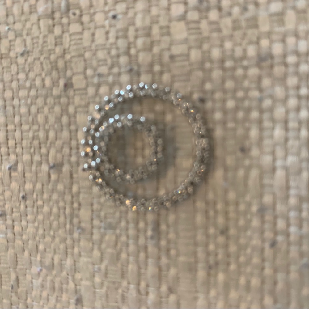 Circle faux diamond pendant
